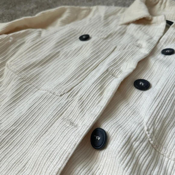 Women's Cream Jacket - Picture 2 of 2